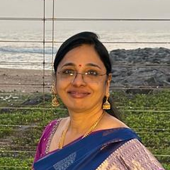 Portrait of Vidya R, Managing Director